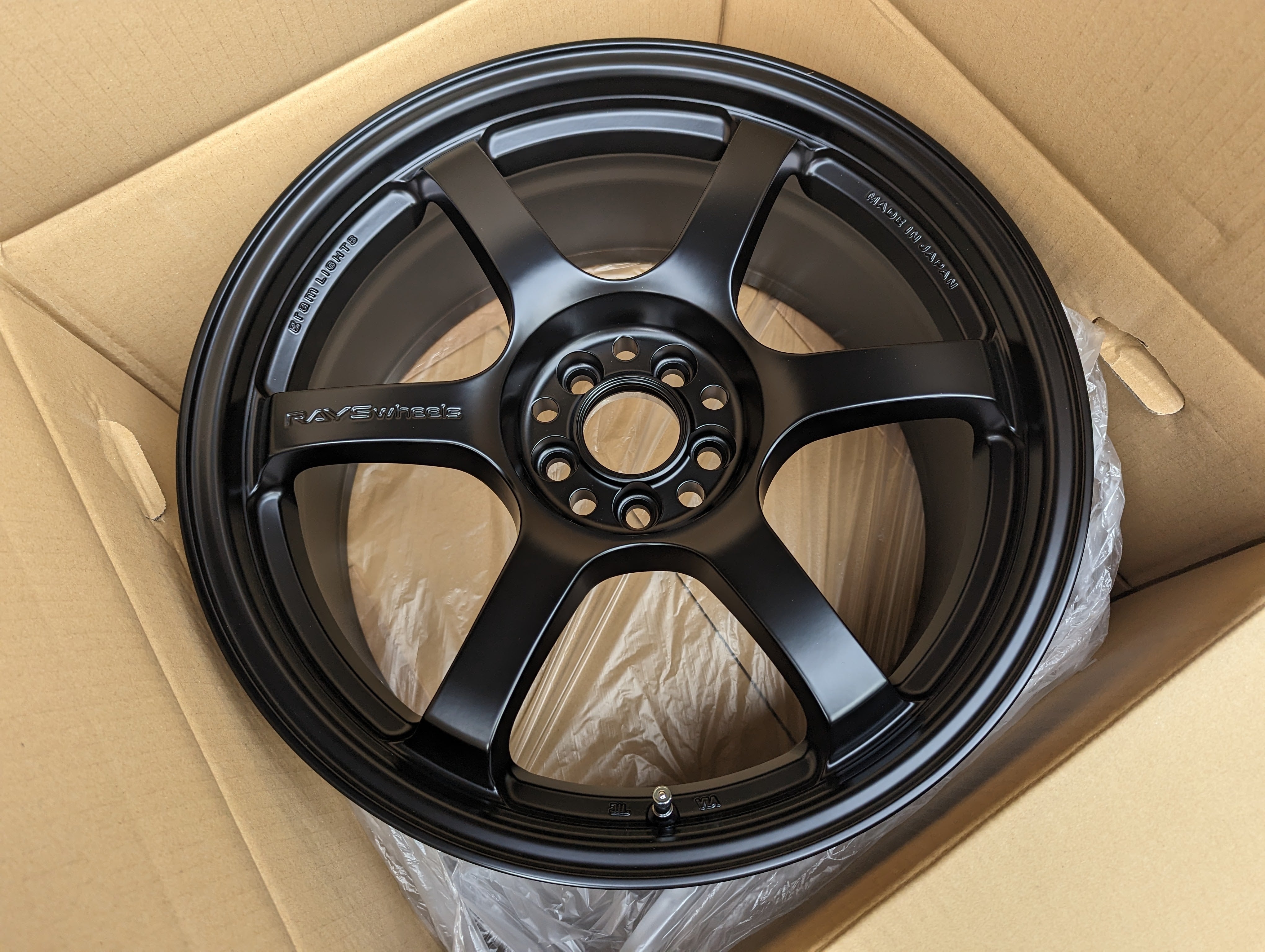 Rays Gram Lights 57 DR (Semi Gloss Black) - 5x100 - 18x8.5 +37