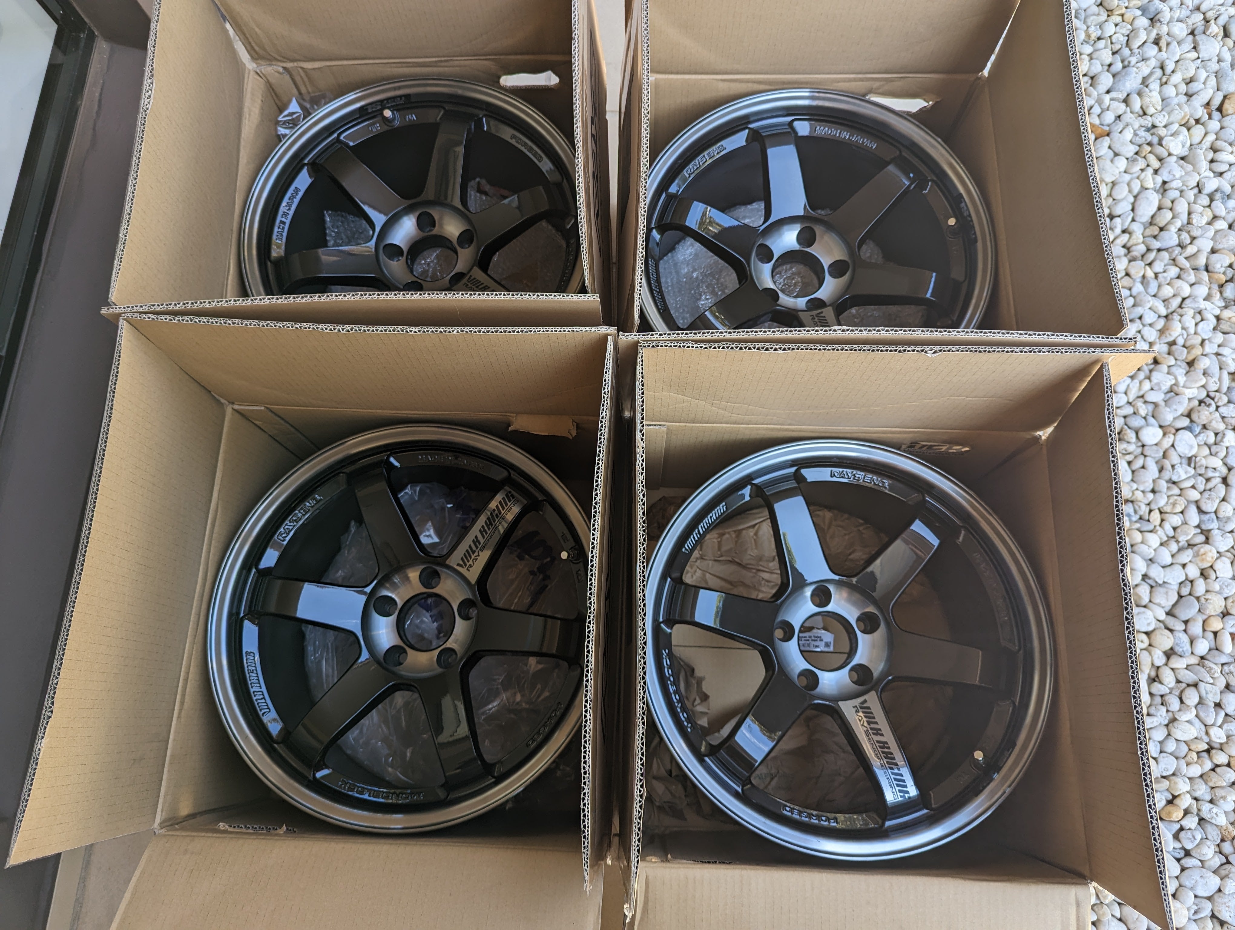 (Double Pressed Black) Rays Engineering Volks Racing TE37SL with Genuine Volk Racing Stickers - 5x114.3 - 18x10.5 +15