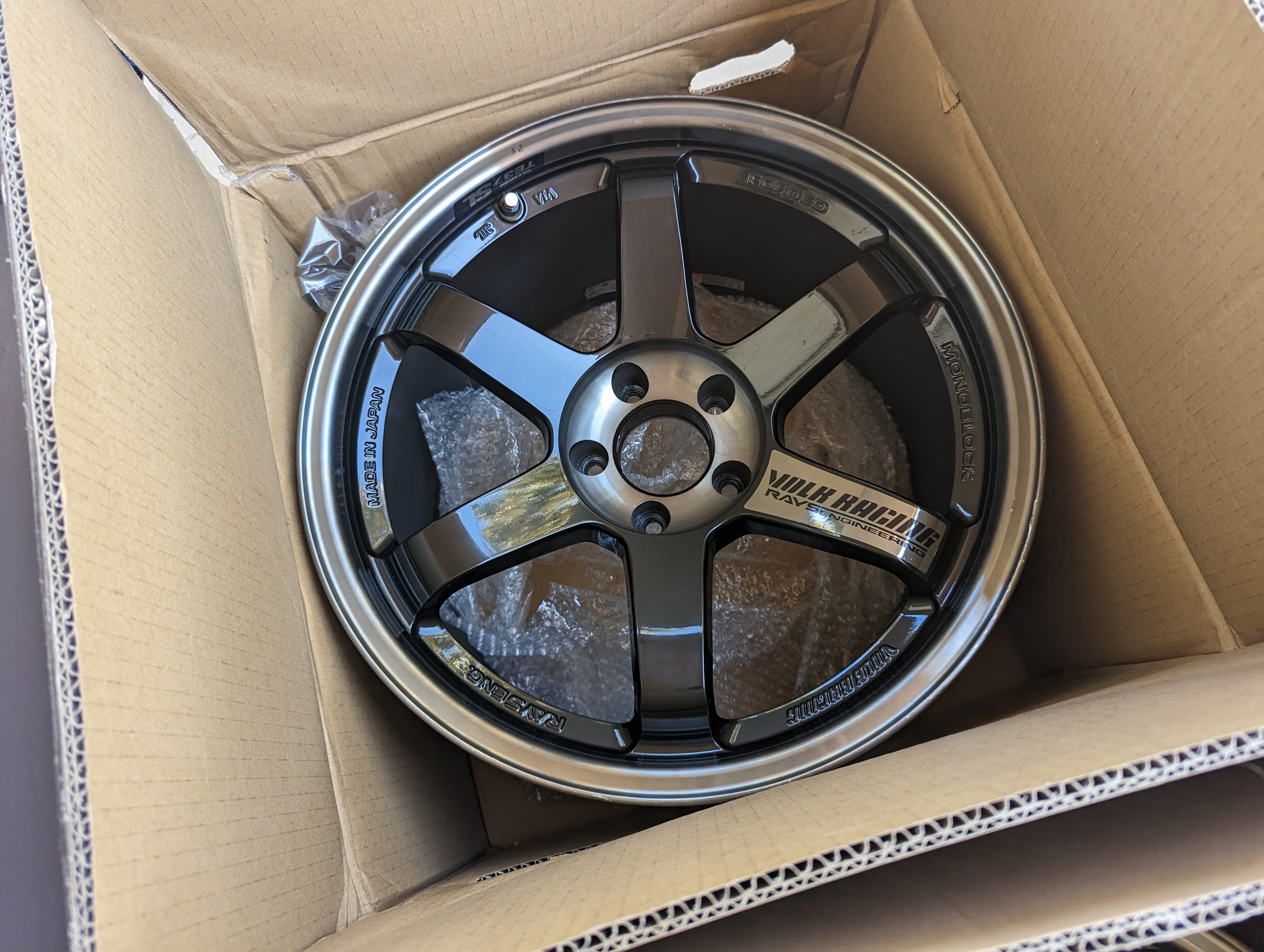 (Double Pressed Black) Rays Engineering Volks Racing TE37SL with Genuine Volk Racing Stickers - 5x114.3 - 18x10.5 +15