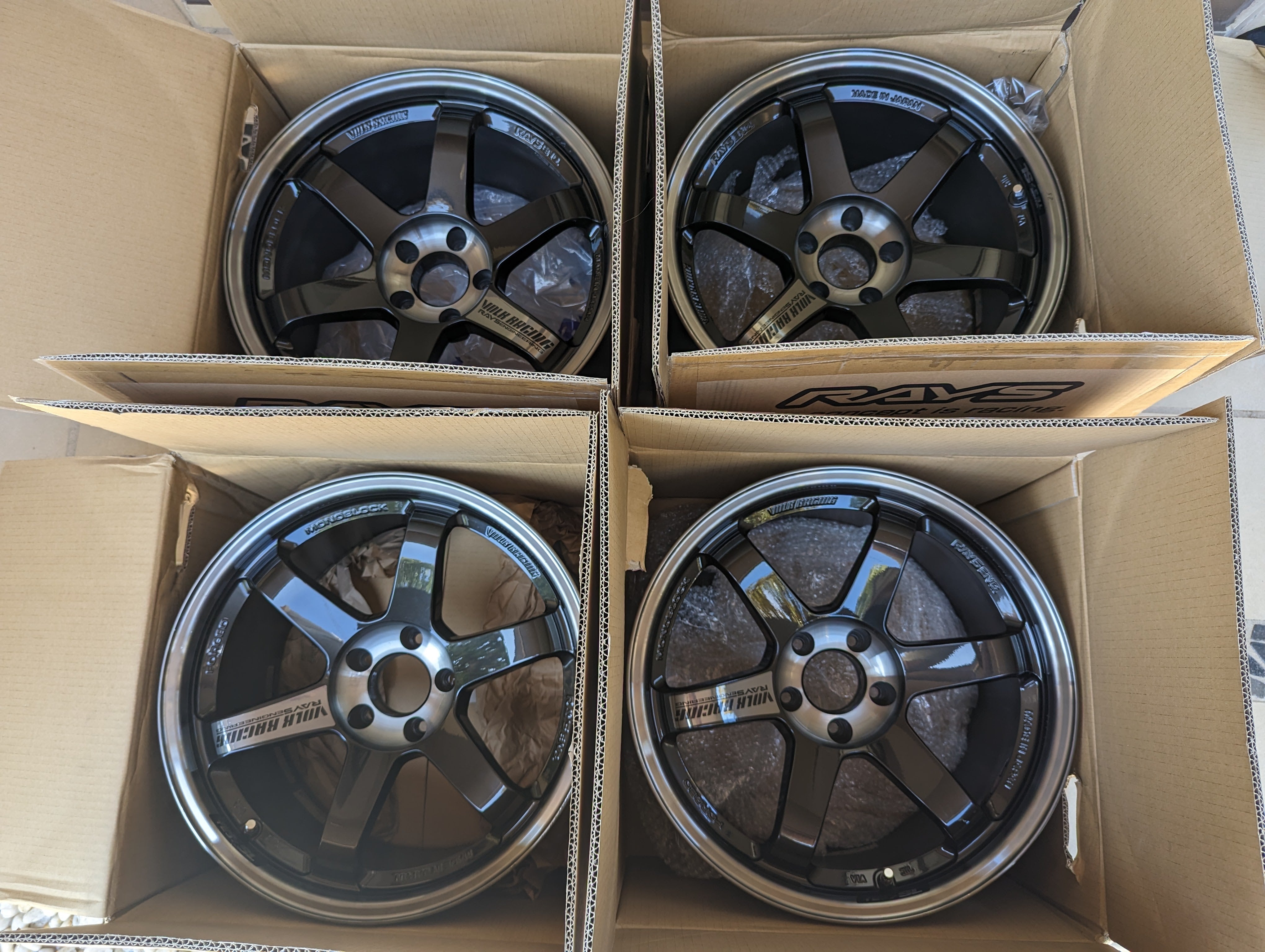 (Double Pressed Black) Rays Engineering Volks Racing TE37SL with Genuine Volk Racing Stickers - 5x114.3 - 18x10.5 +15